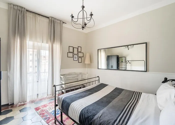 Trastevere Stylish